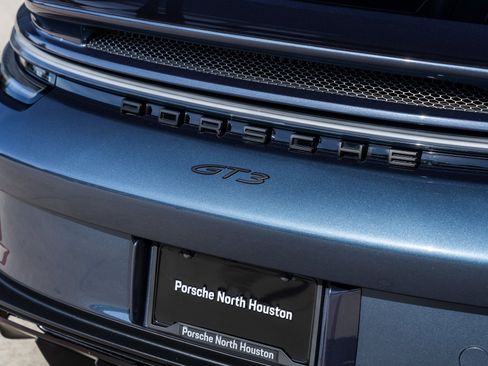 Certified 2023 Porsche 911 GT3 image 15