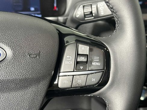 New 2025 Ford Escape SE image 24