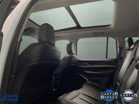 Used 2022 Jeep Grand Cherokee Limited 4xe image 24