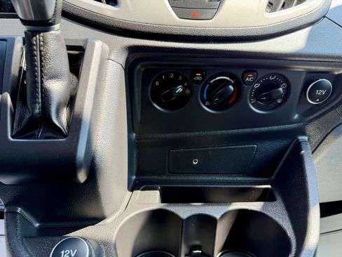 Used 2018 Ford Transit 350 XLT RWD image 14