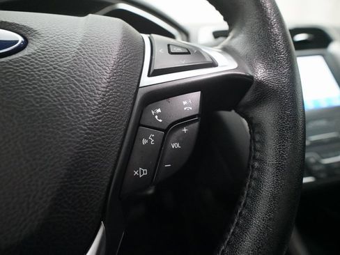 Used 2020 Ford Fusion SEL image 20