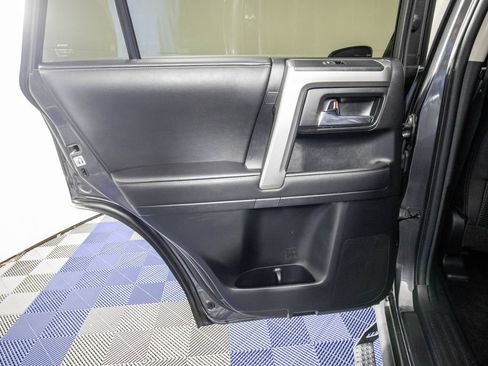 Used 2023 Toyota 4Runner SR5 Premium w/ Moonroof Package RWD image 16