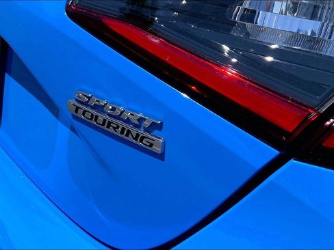 Used 2024 Honda Civic Sport Touring image 8