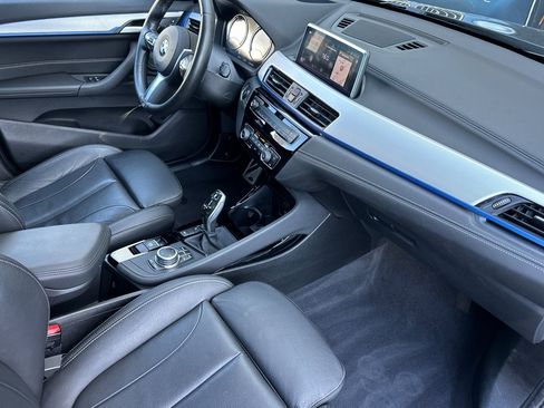 Used 2021 BMW X1 xDrive28i w/ M Sport Package AWD/4WD image 15