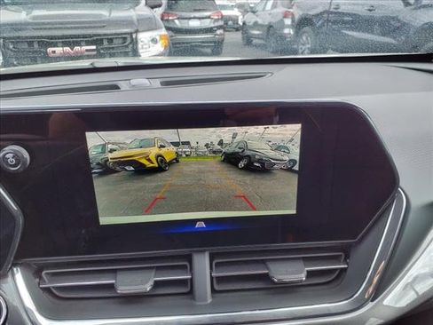 New 2025 Chevrolet Trax ACTIV w/ Driver Confidence Package image 15