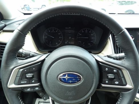 Used 2020 Subaru Outback Premium AWD/4WD image 17