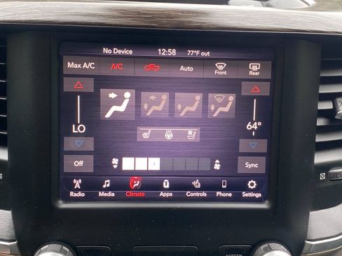 Used 2019 RAM 1500 Laramie w/ Off Road Group AWD/4WD image 37