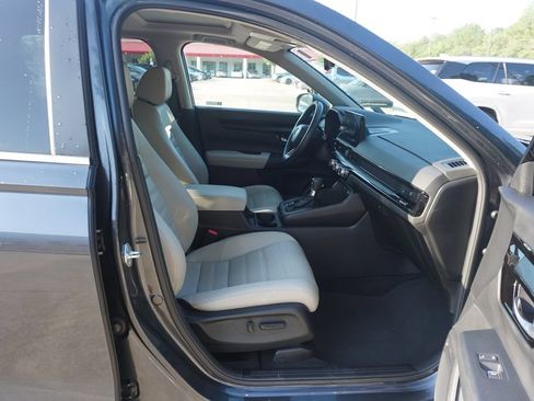 Used 2024 Honda CR-V EX-L image 17