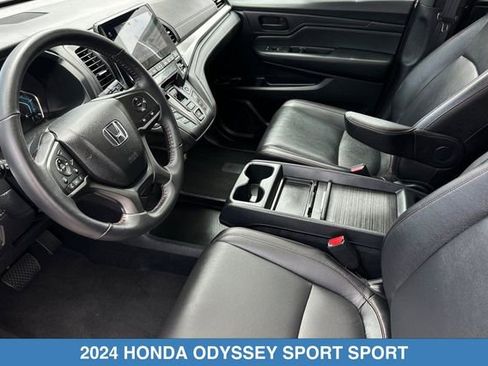 Certified 2024 Honda Odyssey Sport image 12