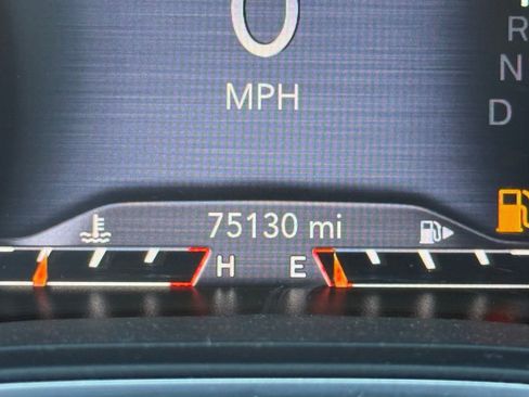 Used 2019 Jeep Cherokee Limited AWD/4WD image 20