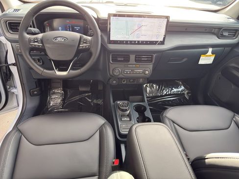 New 2026 Ford Maverick Lariat w/ Black Appearance Package image 23