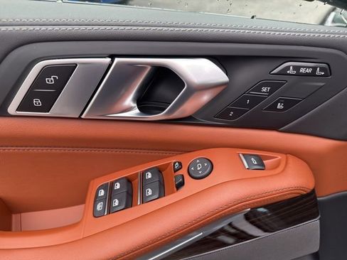 New 2026 BMW X7 xDrive40i w/ M Sport Package image 15
