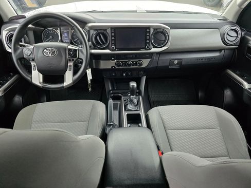 Used 2022 Toyota Tacoma SR5 image 18