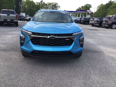 New 2026 Chevrolet Trax RS w/ Driver Confidence Package image 9