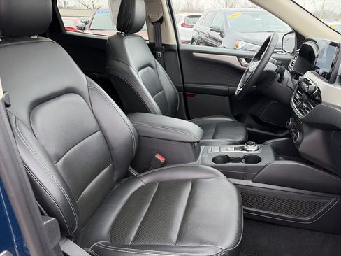 Used 2020 Ford Escape SEL image 14