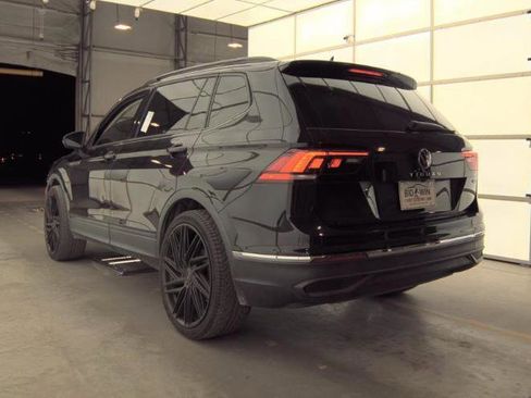 Used 2022 Volkswagen Tiguan S image 5