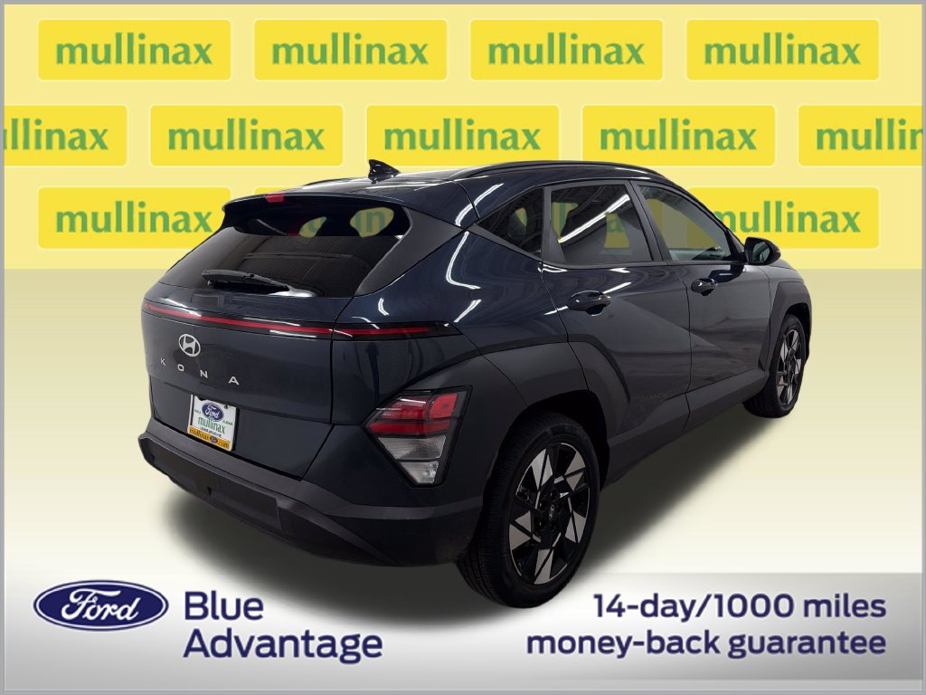 Used 2025 Hyundai Kona SEL FWD image 3