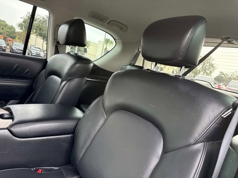 Used 2023 Nissan Armada SL w/ Captain's Chairs Package image 15