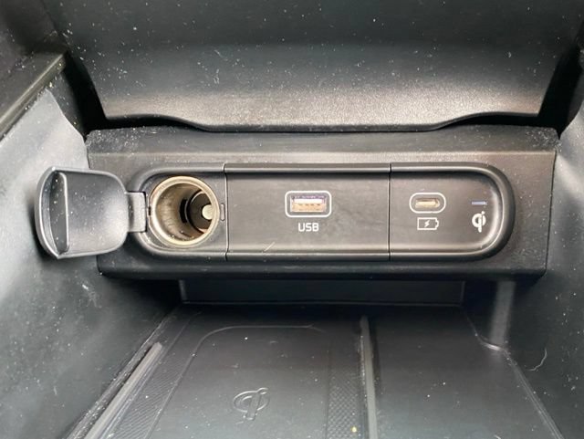 Used 2025 Kia Telluride S FWD image 28