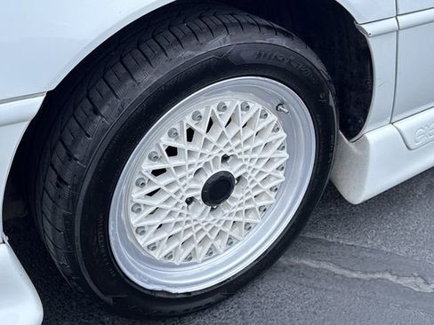 Used 1992 Chevrolet Corvette Convertible image 16