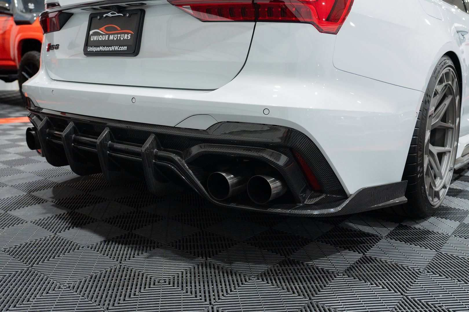 Used 2023 Audi RS 6 AWD/4WD image 9
