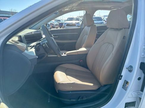 New 2025 Hyundai Sonata Limited FWD image 12