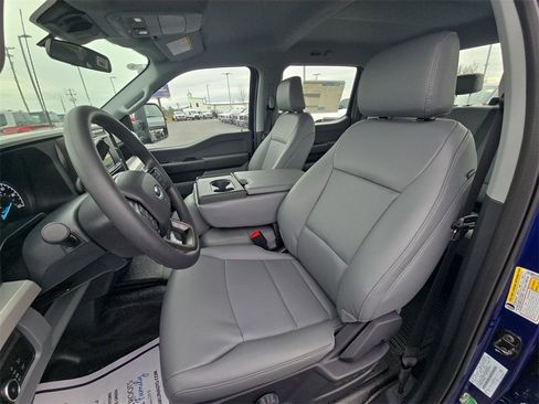 New 2026 Ford F250 XL w/ FX4 Off-Road Package image 17