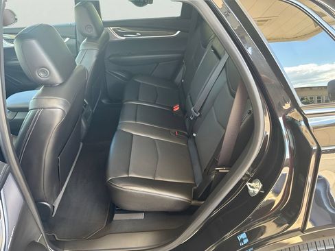 Used 2024 Cadillac XT5 Sportv w/ Technology Package AWD/4WD image 18