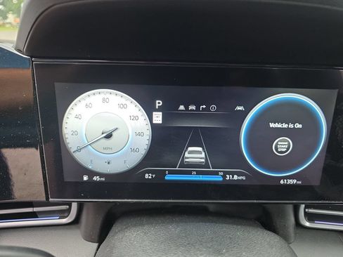 Certified 2024 Hyundai Elantra SEL FWD image 34