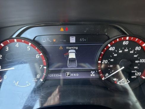 Used 2023 Nissan Frontier PRO-4X w/ Technology Package image 9