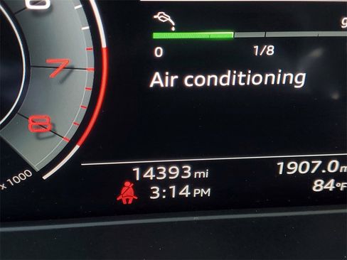 Used 2023 Audi Q5 2.0T Prestige image 25