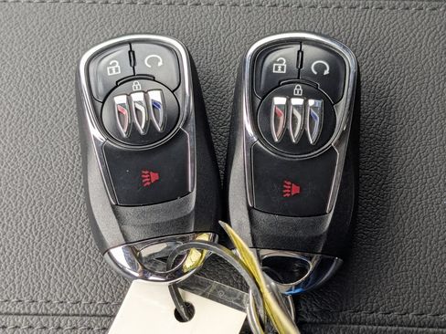 Used 2025 Buick Encore GX Sport Touring w/ Comfort Package FWD image 34