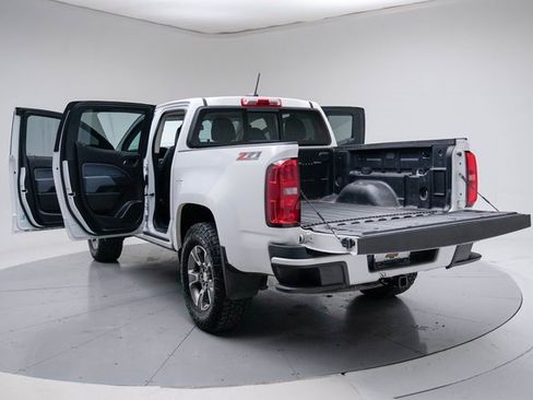 Used 2017 Chevrolet Colorado Z71 image 19