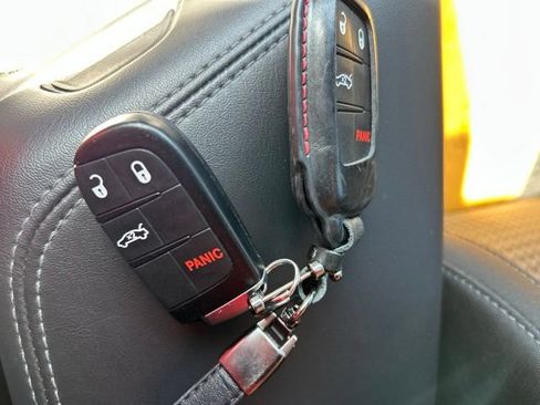 Used 2019 Dodge Challenger R/T Scat Pack w/ Dynamics Package RWD image 18