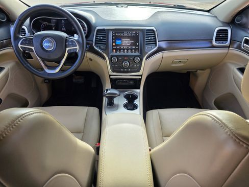 Used 2014 Jeep Grand Cherokee Limited image 16