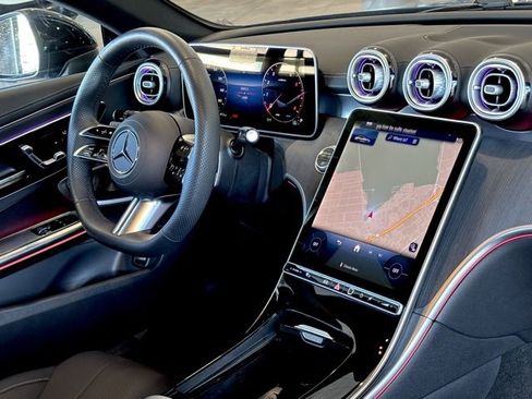 Used 2025 Mercedes-Benz CLE 450 CLE 450 image 36