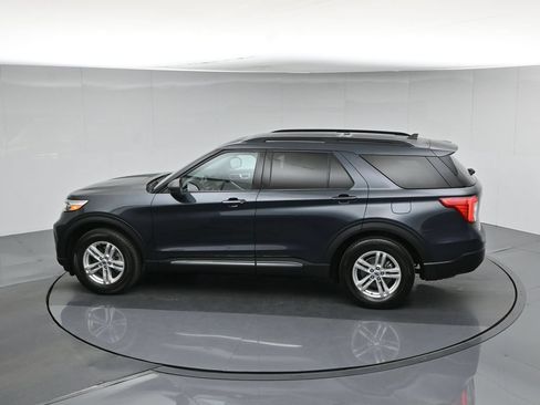 Certified 2023 Ford Explorer XLT RWD image 57