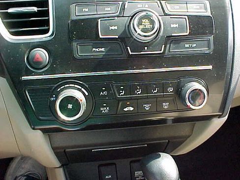 Used 2013 Honda Civic LX image 25