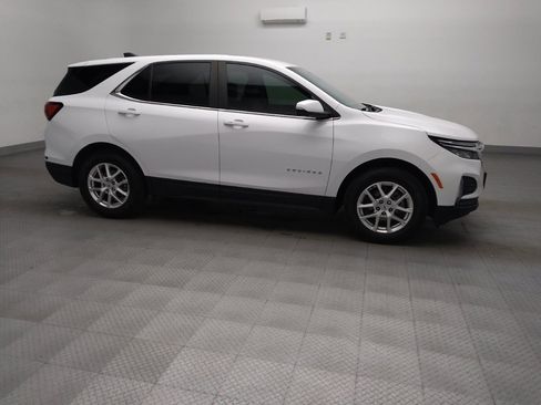 Used 2022 Chevrolet Equinox LT image 11