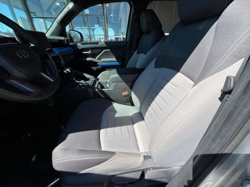 Used 2025 Toyota Tacoma TRD Off-Road AWD/4WD image 27