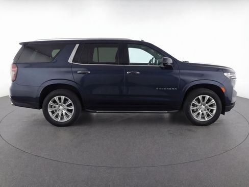 Used 2023 Chevrolet Suburban Premier image 11