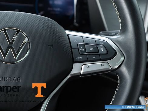 Used 2024 Volkswagen Atlas Cross Sport SE w/ Panoramic Sunroof Package FWD image 22