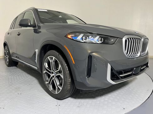 Used 2026 BMW X5 sDrive40i w/ Premium Package RWD image 7