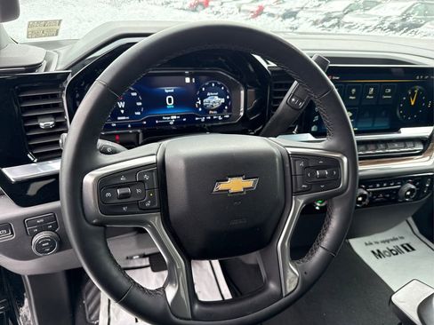 Used 2023 Chevrolet Silverado 1500 LT image 16