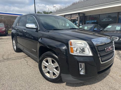 Used 2013 GMC Terrain SLE image 3
