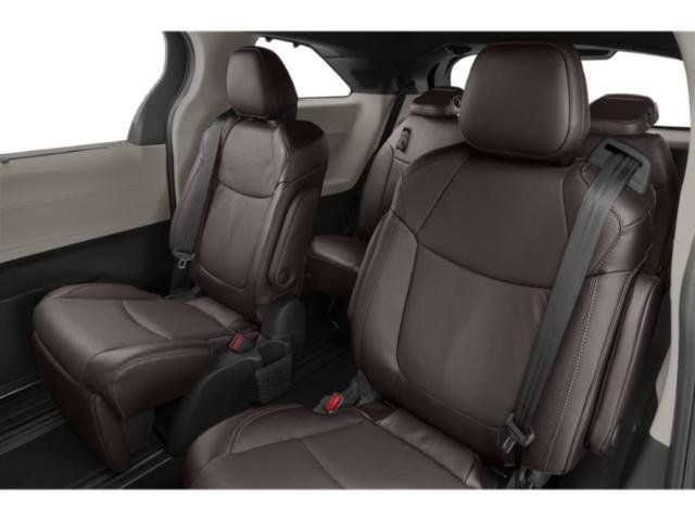 Used 2023 Toyota Sienna Platinum AWD/4WD image 16