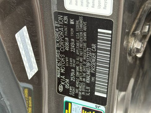 Used 2015 Kia Cadenza Premium w/ Luxury Package FWD image 29