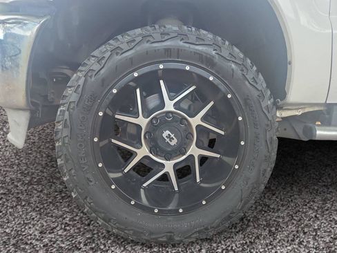 Used 2013 Ford F250 Lariat w/ Lariat Ultimate Pkg image 9