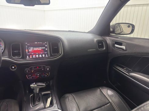 Used 2015 Dodge Charger SXT w/ Plus Group image 15