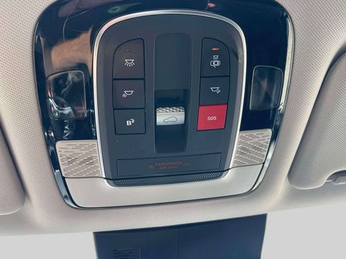 Used 2025 Hyundai Palisade SEL AWD/4WD image 31